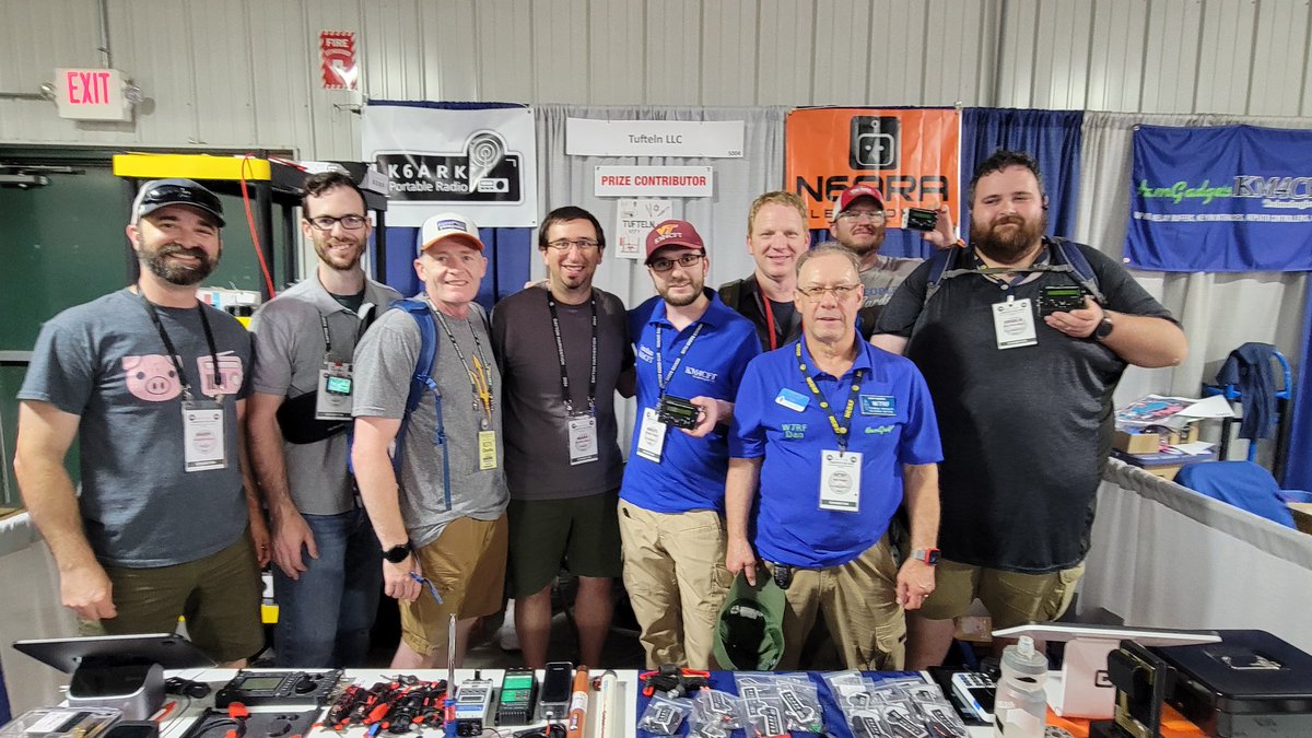 CFT1 Transceiver beta testers at #Hamvention2025 
#cw #qrp #hamradio
