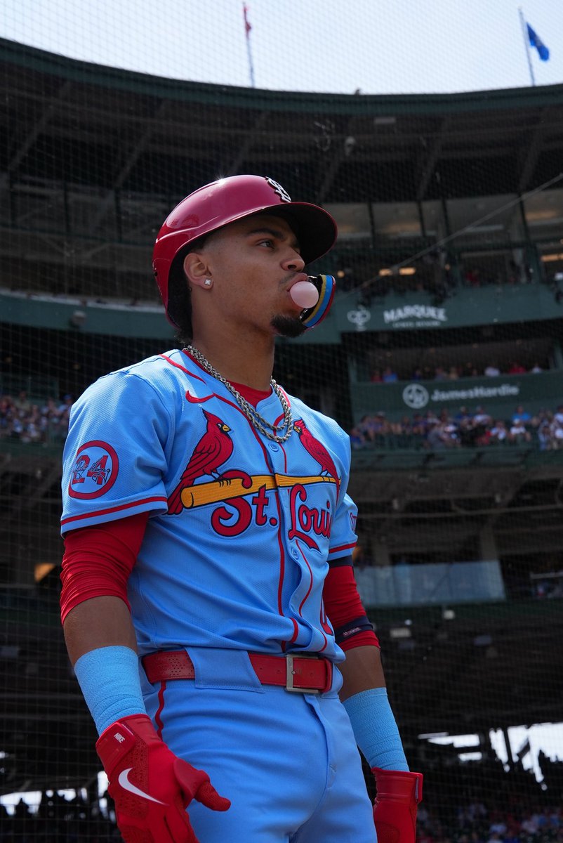 theredbird_way's tweet image. Happy Saturday to the best road alternate uniform in baseball 😮💨🔥