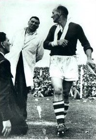 corkhurlers1's tweet photo. Two of the greatest to ever play the game. Wouldn’t they both have relished the challenge tomorrow when @corkhurlers1 and @LimerickCLG clash in the @MunsterGAA championship #TheRebels #Cork #Corcaigh #Luimneach #Ring #Mackey
🇲🇨🇲🇨🇲🇨🇲🇨🇲🇨🇲🇨🇲🇨🇲🇨 https://t.co/ujoIzWwcIk