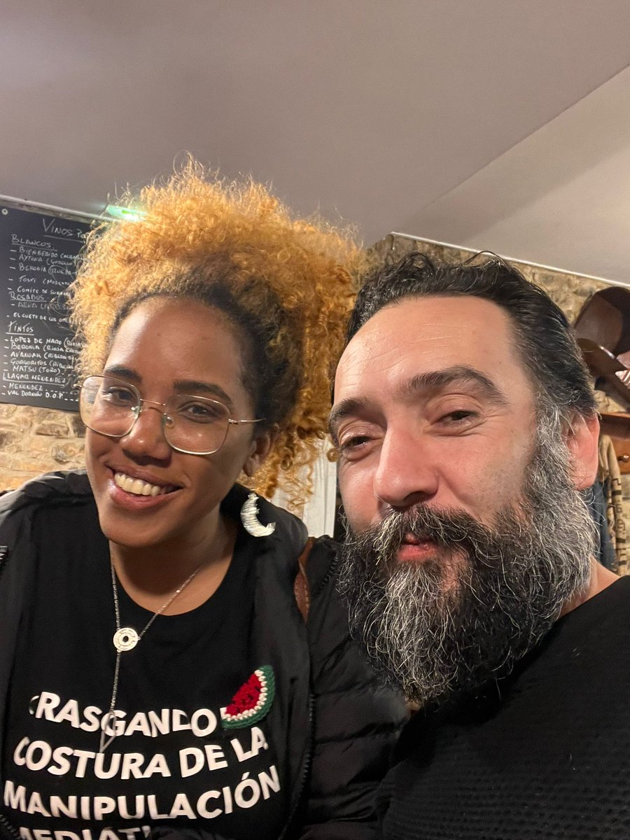 El VII Encuentro de Cubanos Residentes en España constituye un momento de reflexión, análisis y debate de los retos y metas a cumplir, con el amor a la patria como máxima y con plena convicción en la continuidad de la revolución.
#JuntosPorCuba
#CubaVencerá