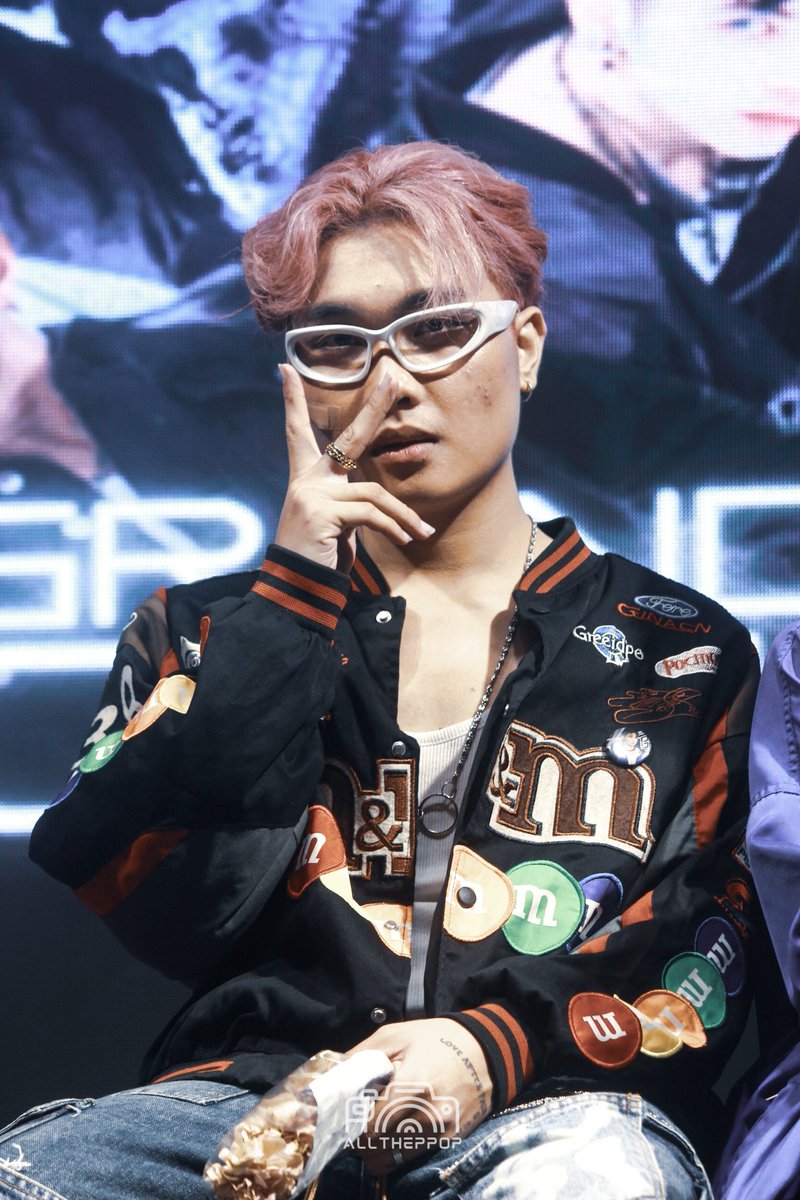 AllThePPop's tweet photo. 05172025 | VLST GRAND DEBUT CONCERT
📍Fort San Pedro, Cebu City

Teaser shots of VLST Markeu

#VLSTDebutConcert #VLSTOnStage #Barugi #risingharmonyentertainment
@VLST_official https://t.co/azPNaBc9TB