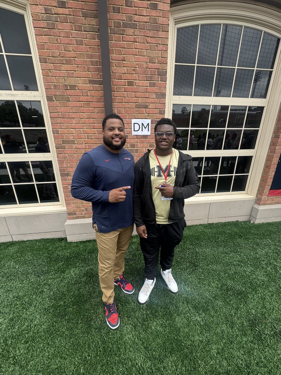Brendon Walker (@brendonw400) on Twitter photo Had a great time at Samford today. Thank you <a href="/coach_sloan/">Coach Scot Sloan</a> for the invite.
Go Bulldogs!
<a href="/KairosHolmes/">Aryvia Holmes</a> <a href="/McAdoryRecruit/">McAdory Football Recruiting</a> <a href="/CoachMoody56/">Darien Moody</a> <a href="/HallTechSports1/">Hall-Tech Sports</a> Had a great time at Samford today. Thank you <a href="/coach_sloan/">Coach Scot Sloan</a> for the invite.
Go Bulldogs!
<a href="/KairosHolmes/">Aryvia Holmes</a> <a href="/McAdoryRecruit/">McAdory Football Recruiting</a> <a href="/CoachMoody56/">Darien Moody</a> <a href="/HallTechSports1/">Hall-Tech Sports</a>