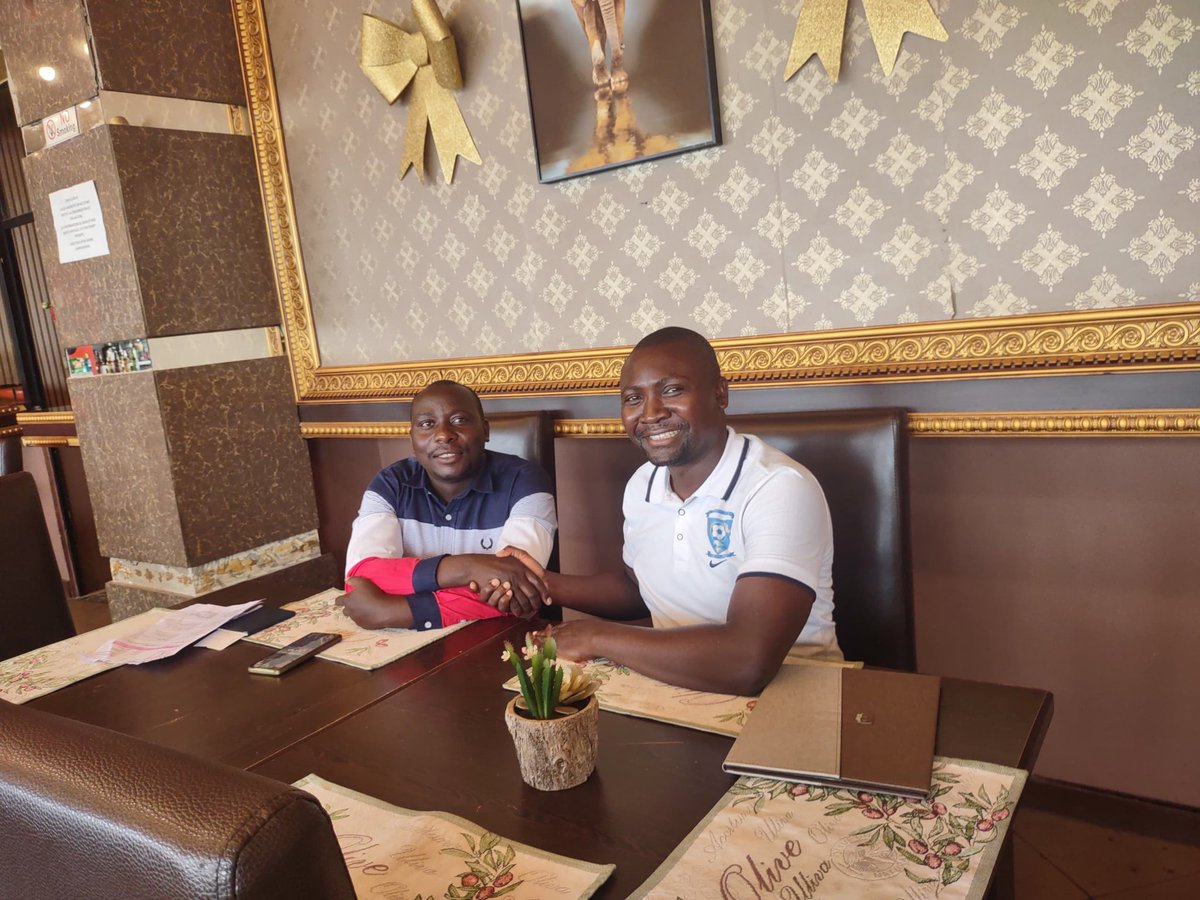 🌟 Last month, I had the honor of welcoming Isaac Bugeri in Lubumbashi! Our brief time together was rich in meaningful conversations. His kindness and simplicity truly inspired me. 🙏✨  

#Gratitude #Inspiration #CONNECTION