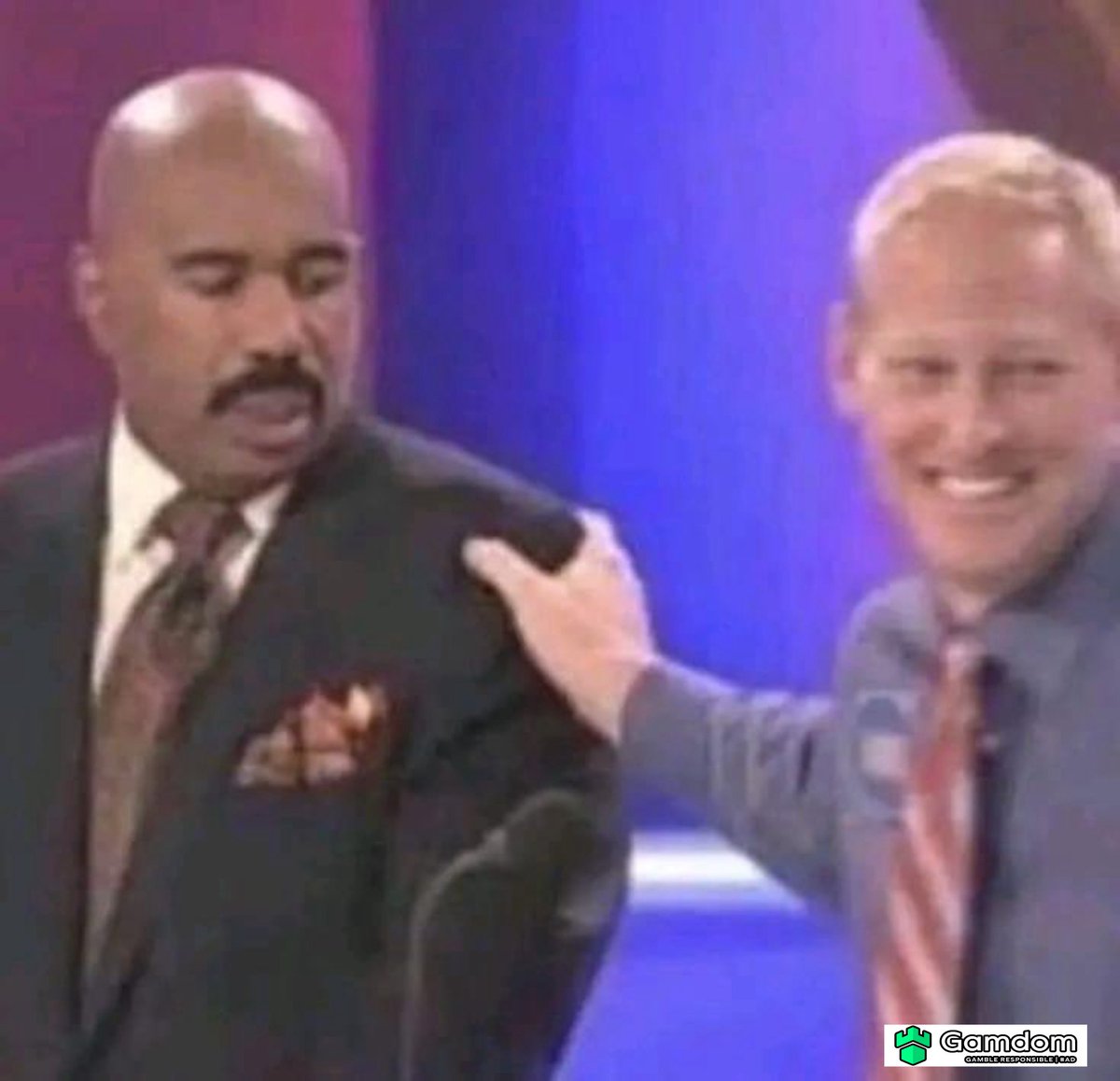 Whotfismick's tweet image. my face when a stranger touches me: