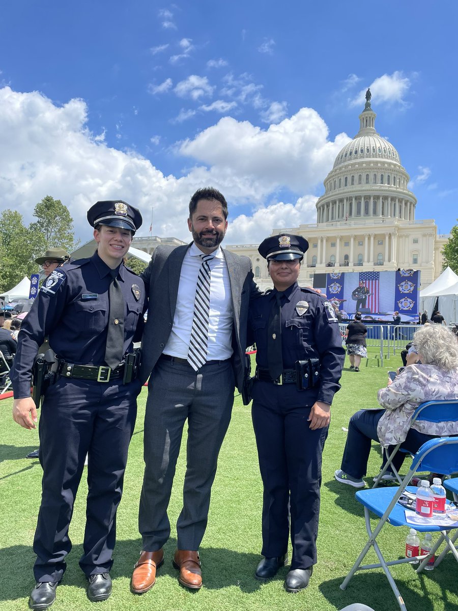 FinTechInnov8r's tweet photo. Another national police week comes to a close, another humbling reminder why we must never forget those who have served us and given the ultimate sacrifice over the next 51 weeks. We love you, and we will never forget you. https://t.co/LtcHpkBbVs