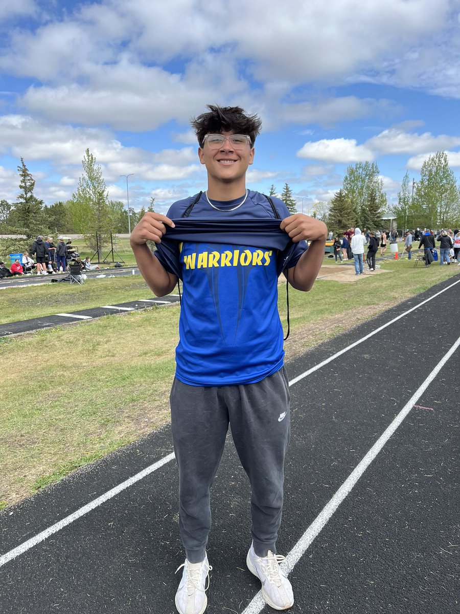 JSLUGER's tweet photo. Going to State! 300H #trackandfield #NDClassB https://t.co/BnjoaEUmeo