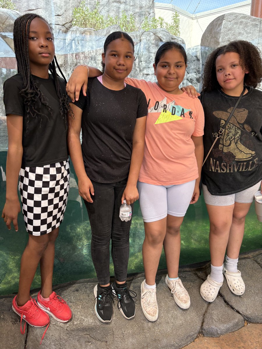 🐾 Our 5th Graders had a blast at Cameron Park Zoo this week! 🦁🐒 From exploring the animal exhibits to learning about wildlife conservation, it was a day full of adventure and discovery. Thanks to our teachers for making it happen!