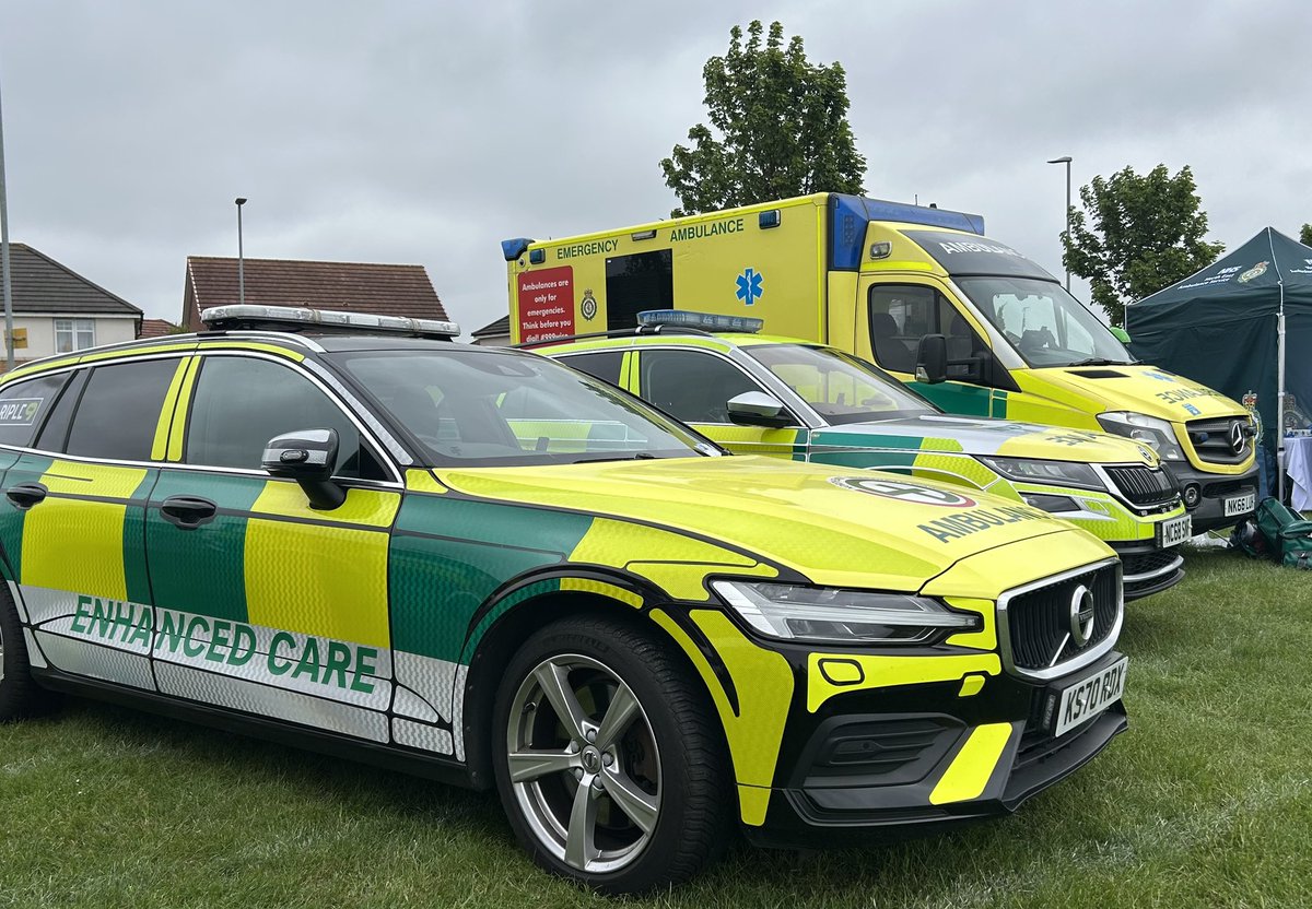 NEImmediateCare's tweet image. A huge thank you to Tom &amp;amp; the team at @t_riple9 - we know that there are people alive in the North East today because you believed in our team and supported us. 

Thank you +++
We owe you.