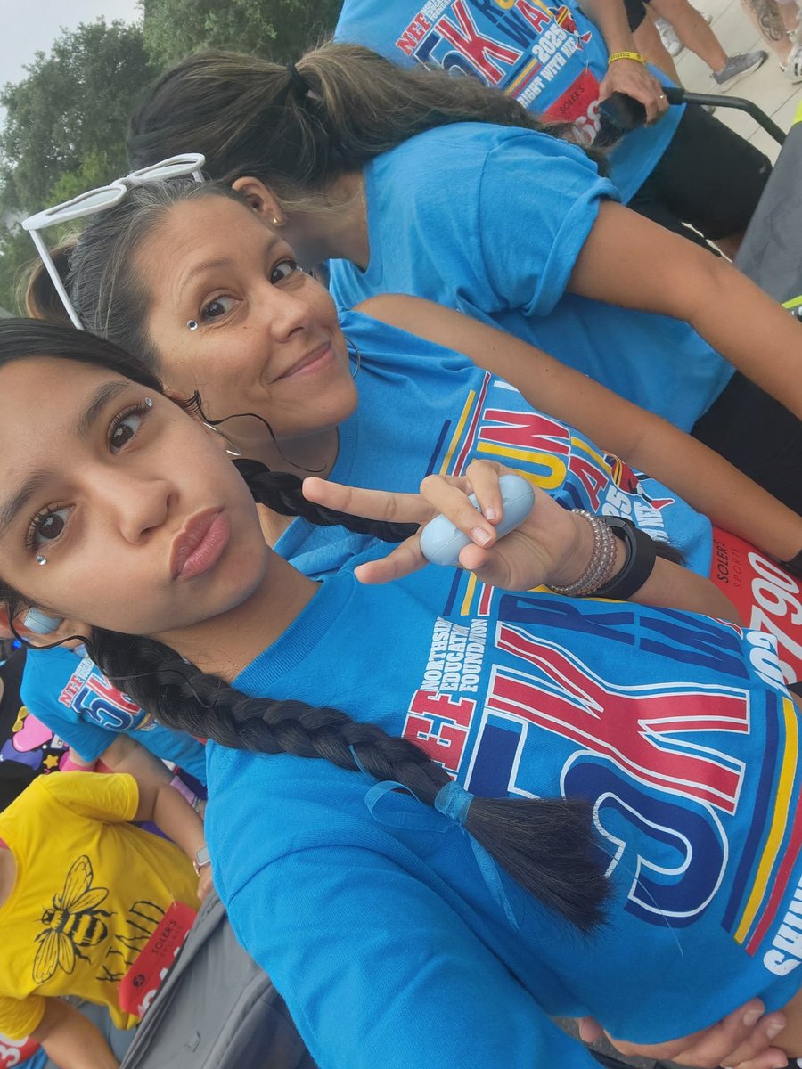 LaMaestraPaco's tweet photo. Team @NISDGlenn had a blast representing at the #NEF5K, and I got to share the experience with my daughter. I think I found a new running partner! #happypace  🏃‍♀️🏃‍♀️🏅👩‍🚀🚀 https://t.co/7CFXoGUvfF