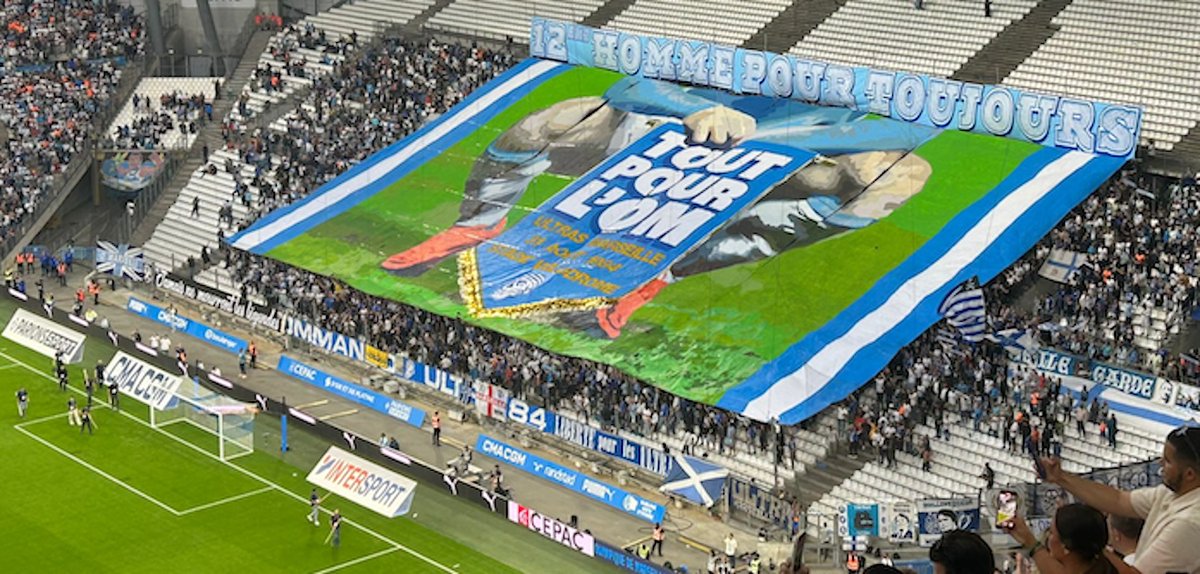Le Méridional (@lemeridionaloff) on Twitter photo 🔵⚪️Le 12ème Homme dans les virages.
#OMSRFC #TeamOM #orangevelodrome
<a href="/OM_Officiel/">Olympique de Marseille</a>
📸photo: Alain Robert pour Le Méridional 🔵⚪️Le 12ème Homme dans les virages.
#OMSRFC #TeamOM #orangevelodrome
<a href="/OM_Officiel/">Olympique de Marseille</a>
📸photo: Alain Robert pour Le Méridional