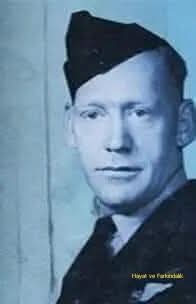 Bir Anzak askerinin Çanakkale savaşı sırasında ailesine yazdığı mektup..
Alistair John TAYLOR
GELİBOLU 1915

Sevgili ve bir zamanlar mutlu ailem.
Gelibolu cehenneminden hepinize merhaba! Bu mektubu size yazmak niyetinde değildim.