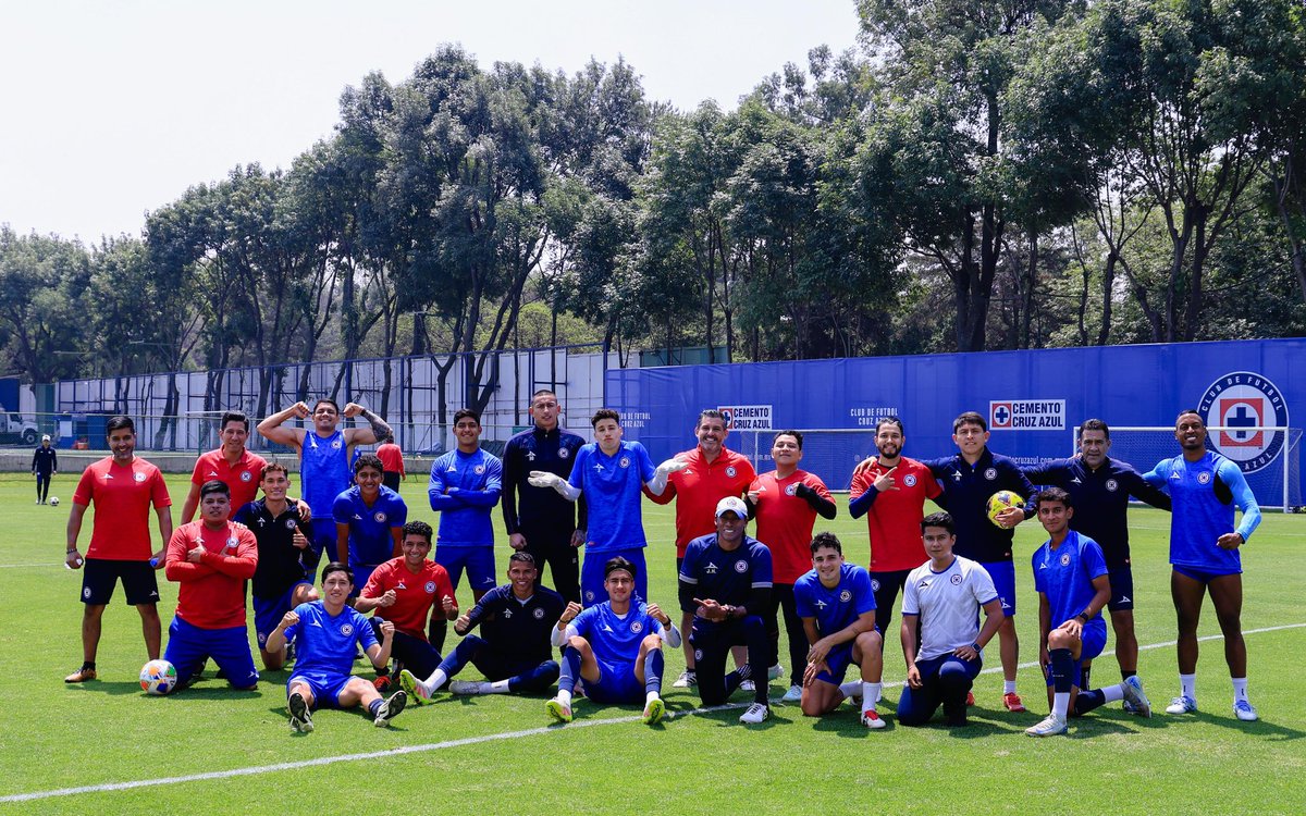 CRUZ AZUL tweet media