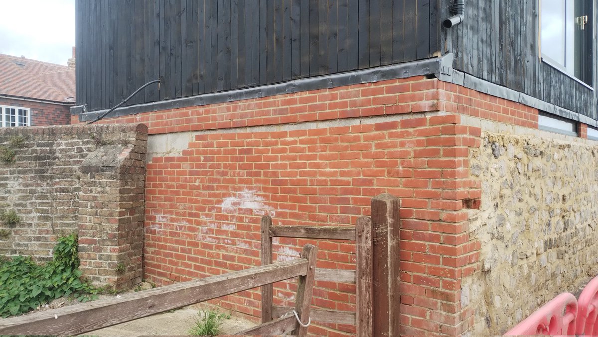 More on the other side... #hythe #architecture #construction #bricks