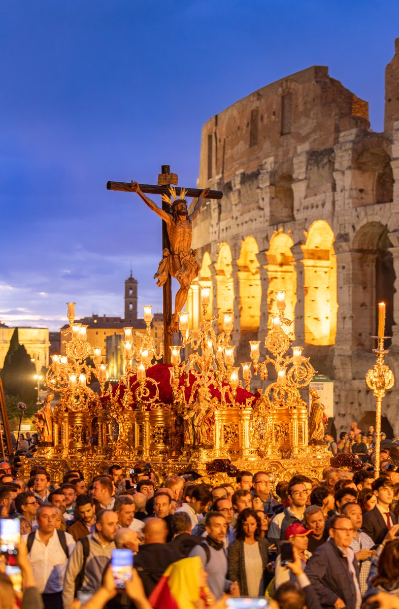 Manuel Fdez. Rando (@randofer94) on Twitter photo La Ciudad eterna nunca te olvidará...
<a href="/HdadCachorro/">El Cachorro</a>
<a href="/procesionroma25/">Gran Procesión Roma 17 mayo 2025</a> La Ciudad eterna nunca te olvidará...
<a href="/HdadCachorro/">El Cachorro</a>
<a href="/procesionroma25/">Gran Procesión Roma 17 mayo 2025</a>