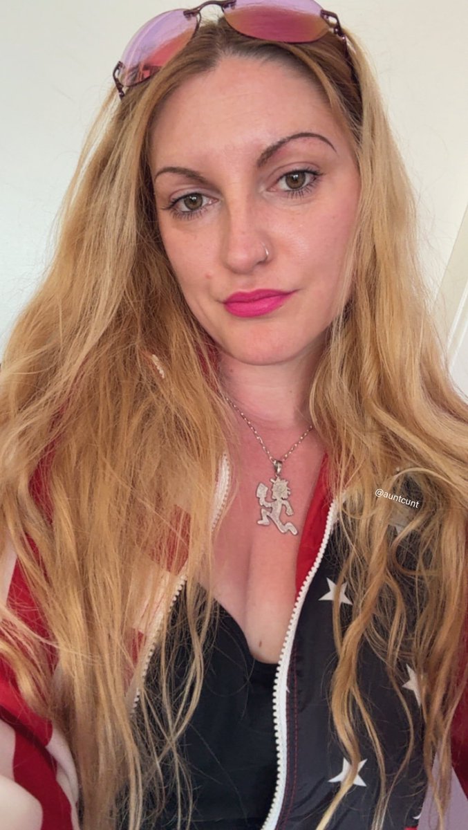 Aunt Cunt tweet media