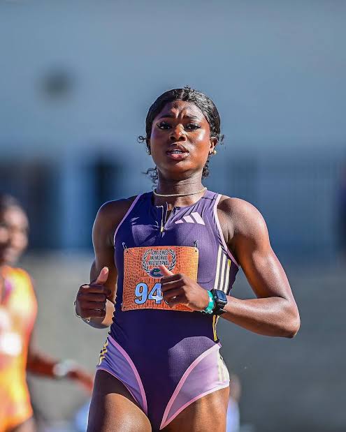Ring the bells 🔥🔥🔥 for a WORLD RECORD 👀! 

Ofili favour 🇳🇬 just shattered the women's 150m world record at the Adidas Atlanta city games, setting a new one at 15.85s (2.0).

This resets Miller-Uibo's initial record of 16.23s dated back to 2018!!!
