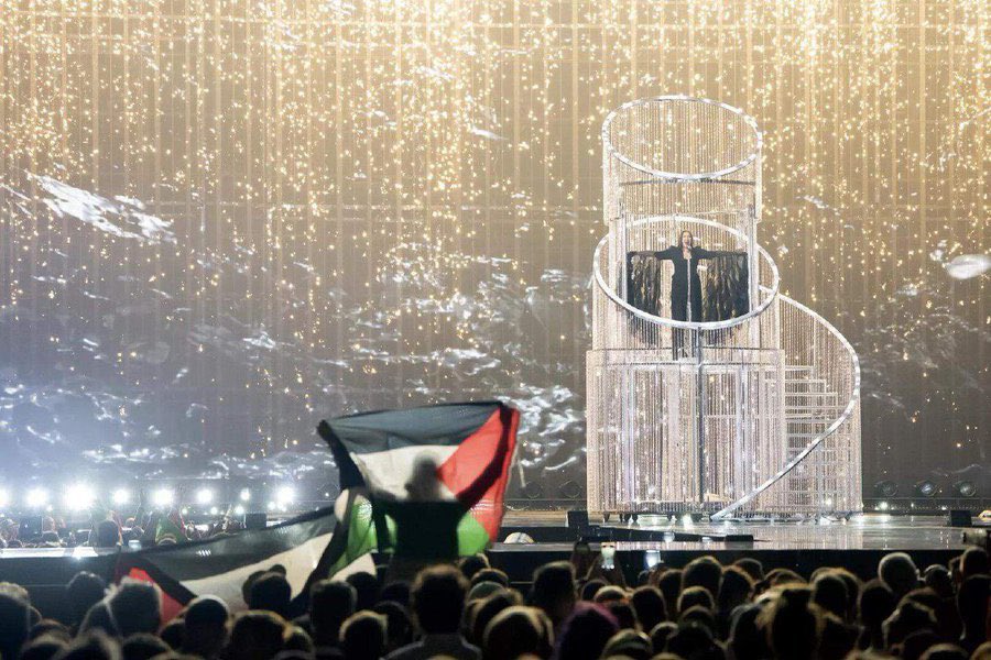 legend x (@xtinaskitty) on Twitter photo graham shading the broadcast, 'not sure what you heard at home but a very mixed signal here'... THANK YOU. shame on <a href="/Eurovision/">Eurovision Song Contest</a> for the fake sound effects. #eurovision #freepalestine graham shading the broadcast, 'not sure what you heard at home but a very mixed signal here'... THANK YOU. shame on <a href="/Eurovision/">Eurovision Song Contest</a> for the fake sound effects. #eurovision #freepalestine