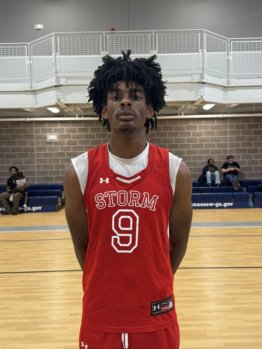 dtmediagroupllc's tweet photo. Amare Burgess – Class of 2027 | Gulf Coast Storm

Amare Burgess had a tough and solid second half, stepping up when it mattered most. He knocked down some big shots in key moments and came through with crucial defensive stops. His clutch free throws in the final seconds sealed the win and put the icing on the cake for his squad.

@OntheRadarHoops  @TaiYoungHoops