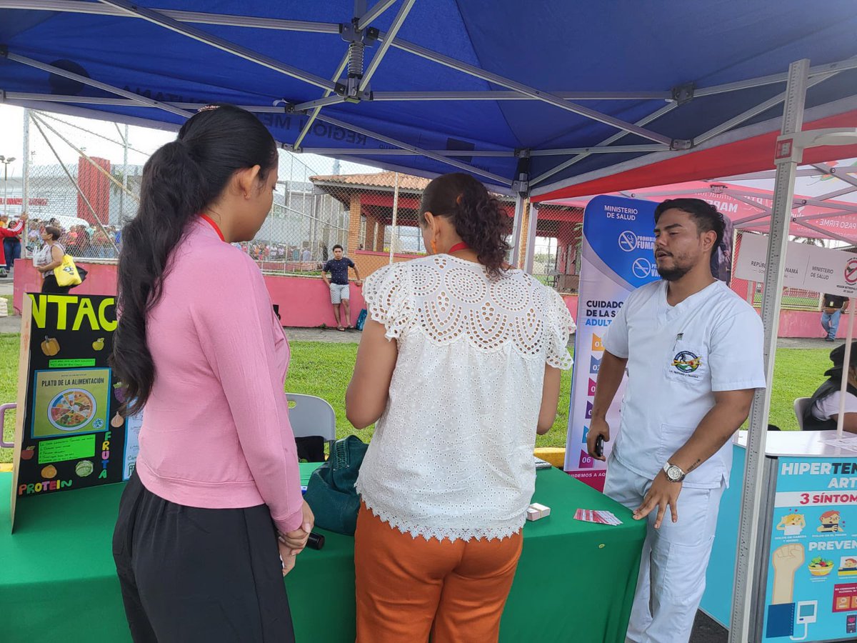 MINSAPma's tweet image. #PanamáMetro | La Región Metropolitana de Salud refuerza su compromiso con la población a través de ferias y jornadas que promueven estilos de vida saludables, prevención del dengue, vacunación, orientación nutricional y atención médica integral. #MinsaPanamá