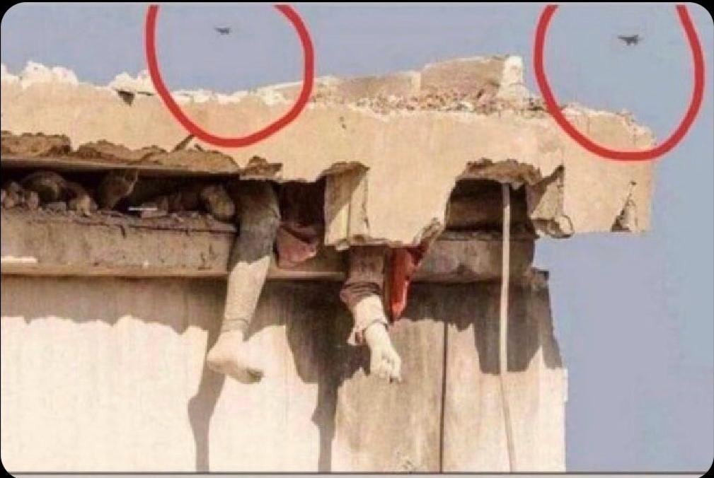 Gazzeyi insan olarak paylaşmıyorsun
Müslüman olarak paylaşmıyorsun

Neden niçin yapmıyorsun

Paylaşımını görecek olanlardan mı UTANIYORSUN