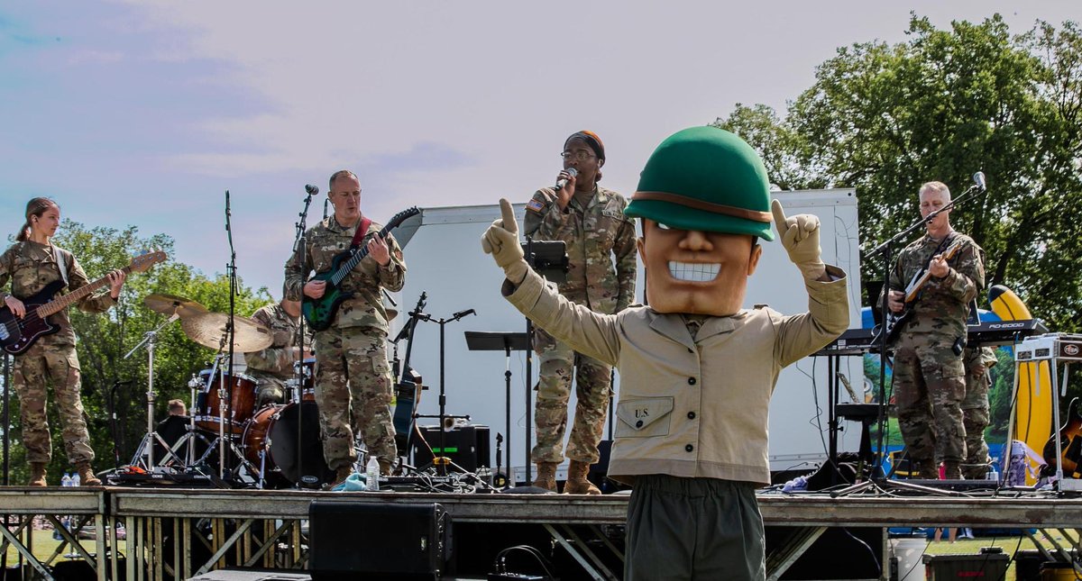 1st Infantry Division tweet media