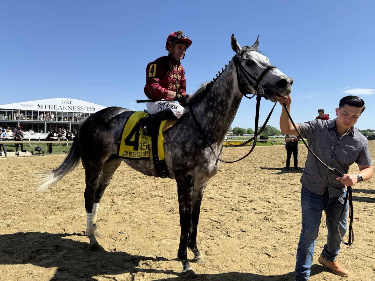 Averie Levanti tweet media