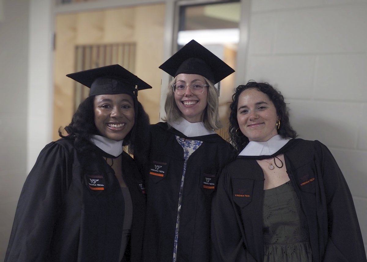 VT English tweet media