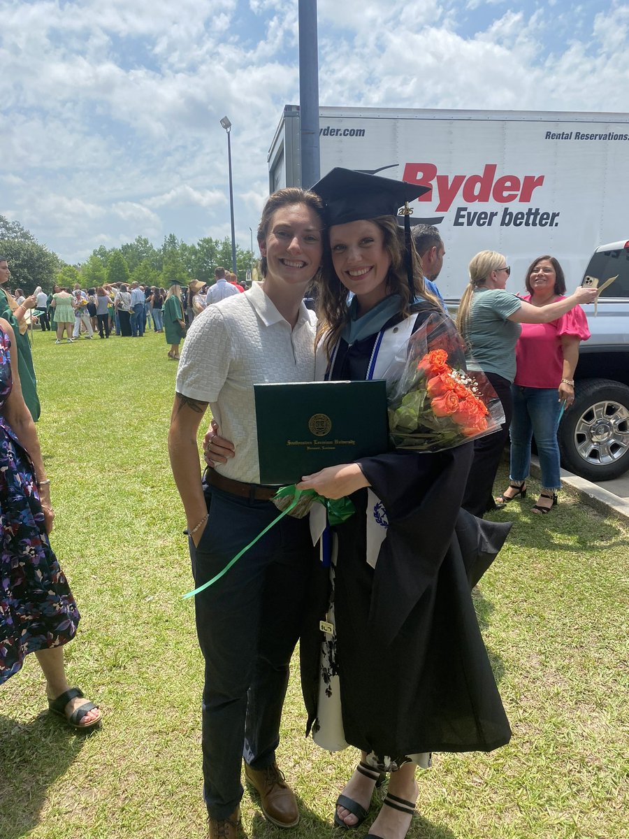 SimplyKcs's tweet photo. Mastered it!!!!💚👩‍🎓 https://t.co/ilJFHvmytE