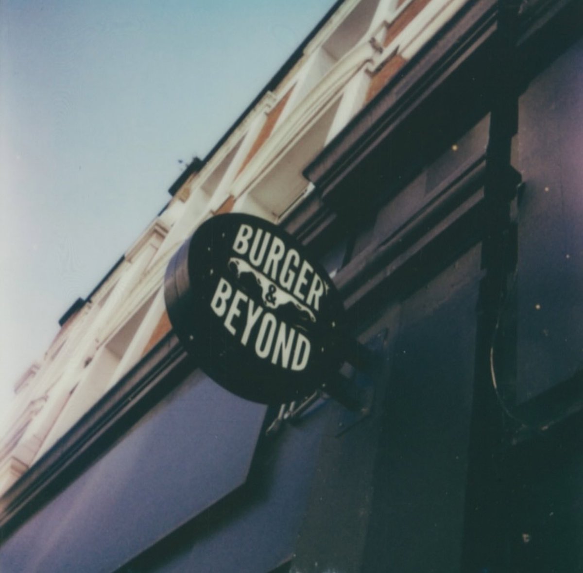 BURGER&BEYOND tweet media