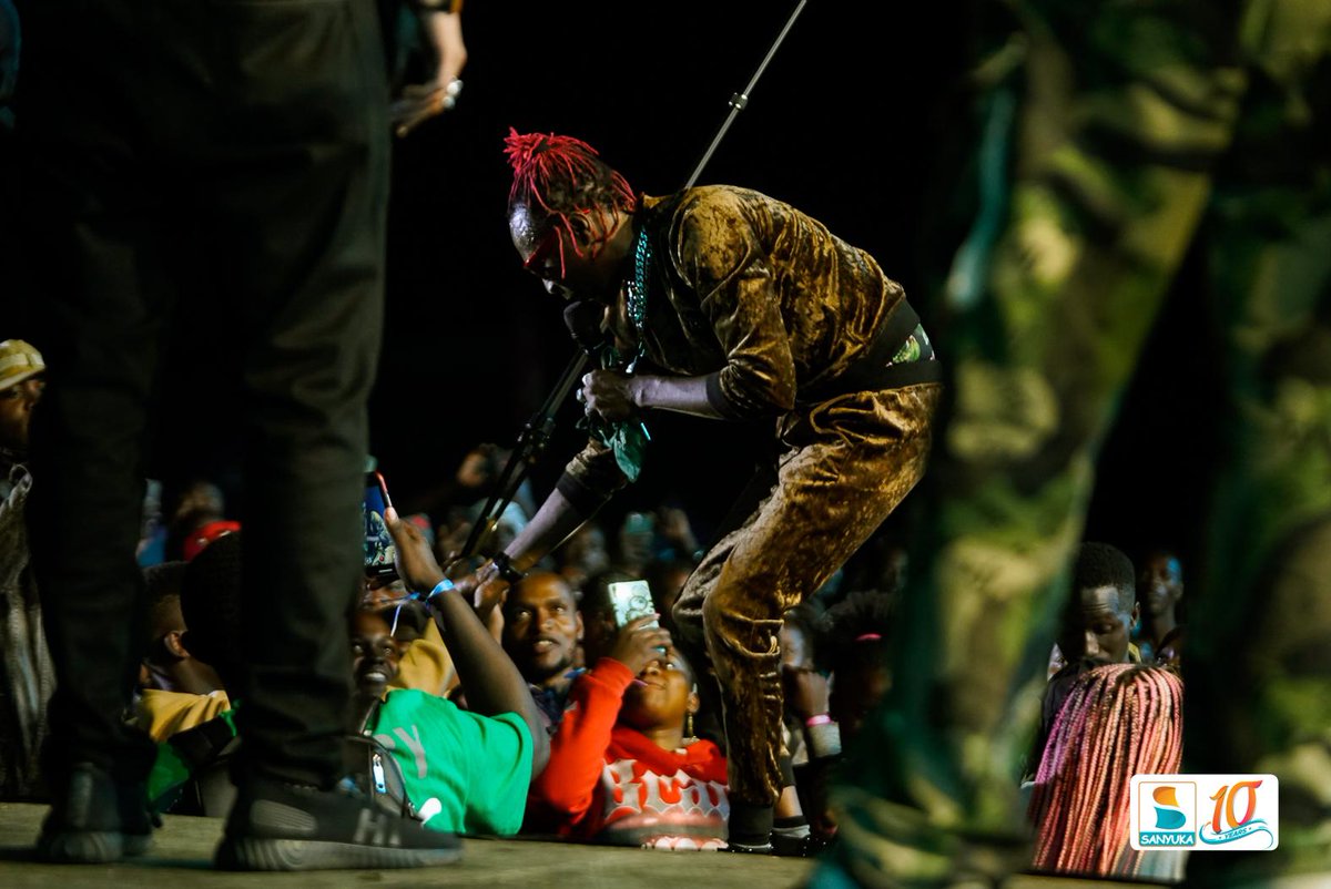sanyukatv's tweet photo. The moment Coco Finger steps on stage, captured in pure energy.

#SanyuSanyuFest #SanyukaUpdates https://t.co/G6isIQIrFW