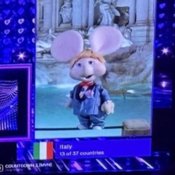 Elena09766's tweet photo. La nostra santissima Trinità  🇮🇹#Eurovision2025 #ESCITA #ESC2025 #eurovi https://t.co/ipLMIDkvM4