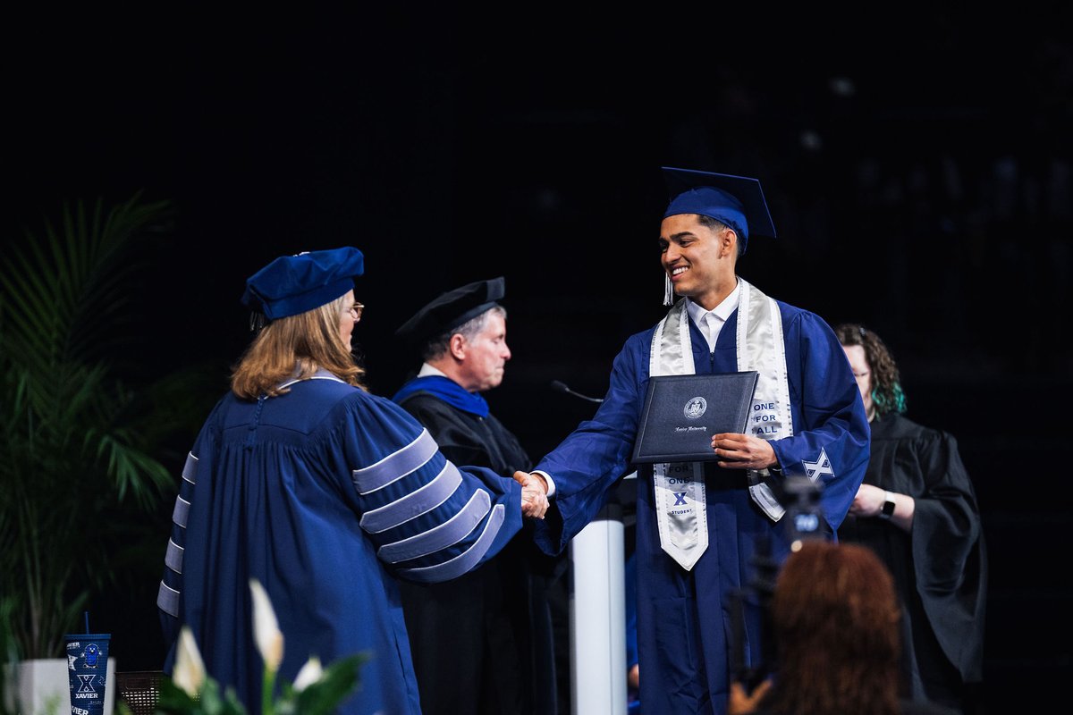 XUAthletics's tweet photo. Congrats to the nearly 80 student-athletes who earned their degrees from @XavierU on Saturday! 🎓💙⚔️

📸: https://t.co/3hnW8hlxF9

#LetsGoX https://t.co/1IG6SVlc84