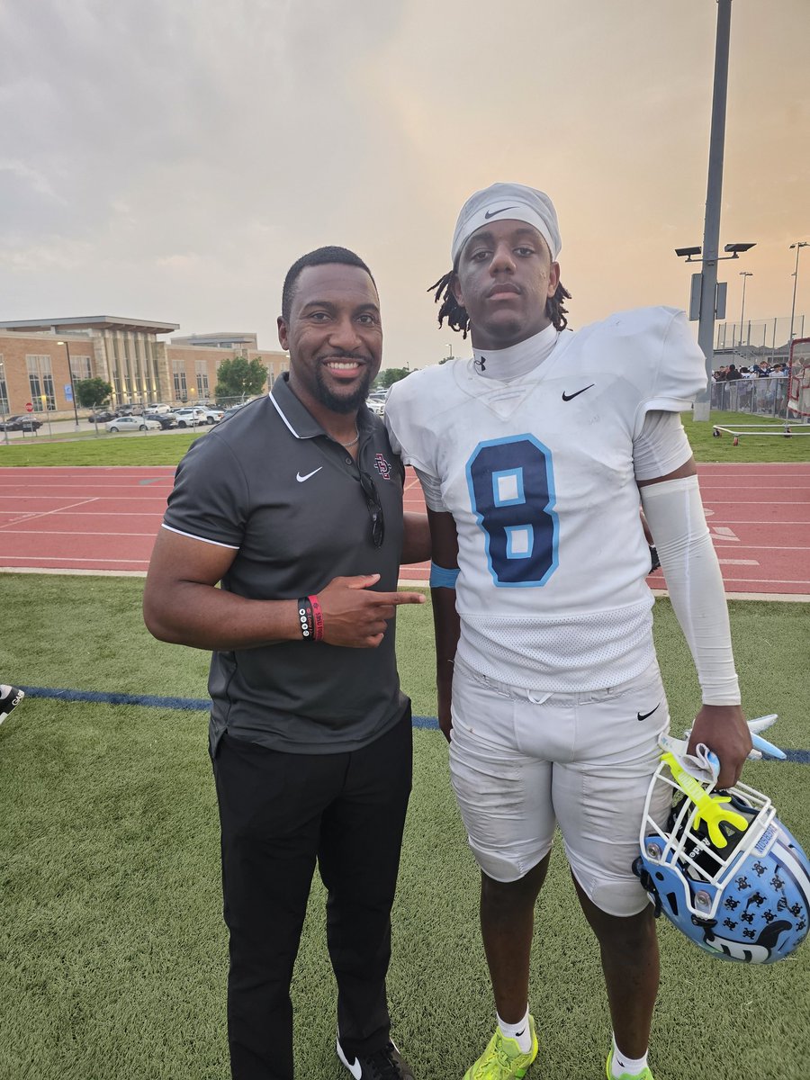 Big Game James (@jcann97) on Twitter photo Thanks, <a href="/CoachSampson3/">Lanear Sampson</a> for stopping by <a href="/EHSMavsFB/">EmersonFB</a> Spring Game. <a href="/Jaxoncannida2/">Jaxon Cannida</a> was glad to see you! Thanks, <a href="/CoachSampson3/">Lanear Sampson</a> for stopping by <a href="/EHSMavsFB/">EmersonFB</a> Spring Game. <a href="/Jaxoncannida2/">Jaxon Cannida</a> was glad to see you!