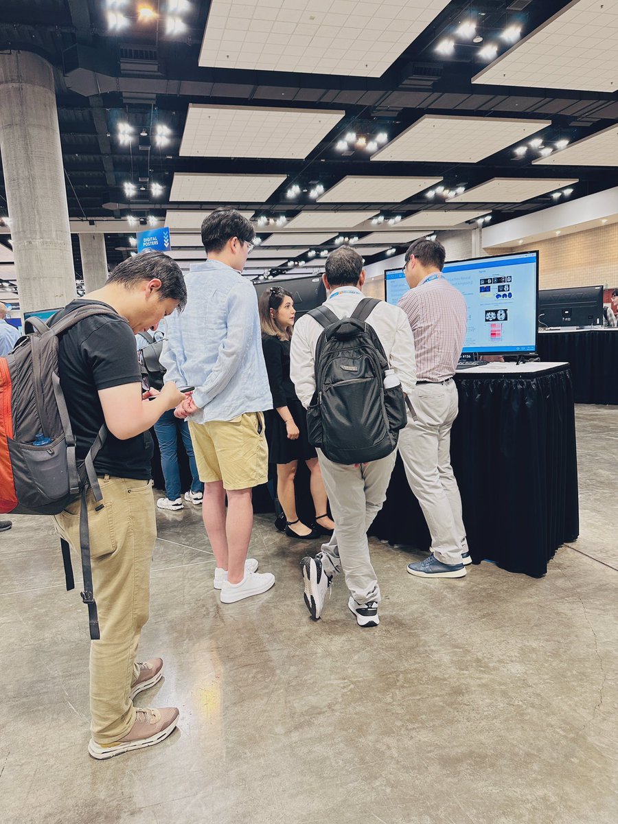 Had the opportunity to present our project on studying the complex motion of CSF in Alzheimer’s disease using low b-value diffusion MRI at <a href="/ISMRM/">ISMRM</a> 2025 and to connect with pioneers in the field! 
Deeply grateful to the BraFTI Lab, our PI <a href="/Rshnzr/">Ārash Nazeri</a> and our amazing team! <a href="/WashUMedMIR/">WashU Medicine Mallinckrodt Institute of Radiology</a>