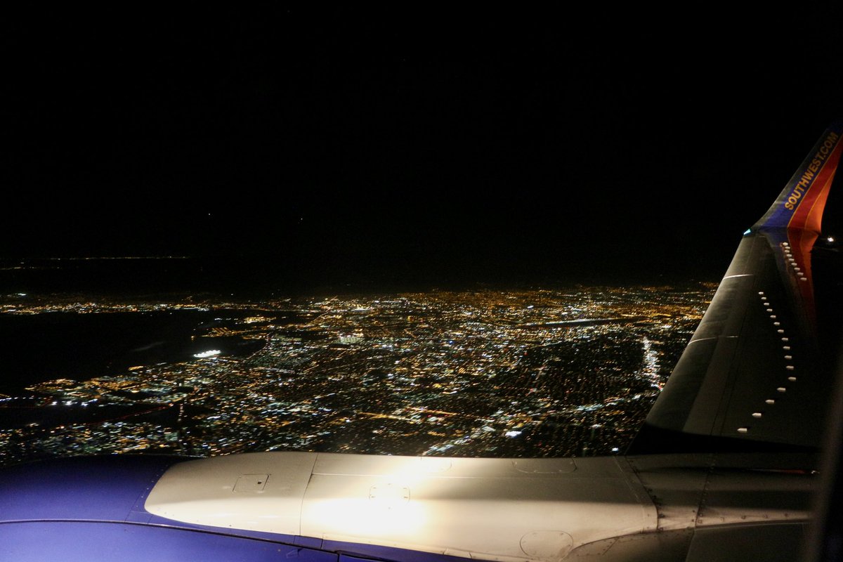 StevePatlan's tweet image. Flying into San Francisco at night (2016)

#nightflight #swapic #nightscape #sanfrancisco #latergram