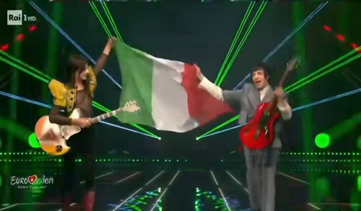 La_Pripra's tweet photo. MICHELLE CHE RIPETE IL CONCETTO DI ITALIANITÀ NEL CASO IN CUI IN QUESTO #EUROVISION NON SI FOSSE PERCEPITO ABBASTANZA.

#ESCITA #Eurovision2025 https://t.co/Atv69KrKxg
