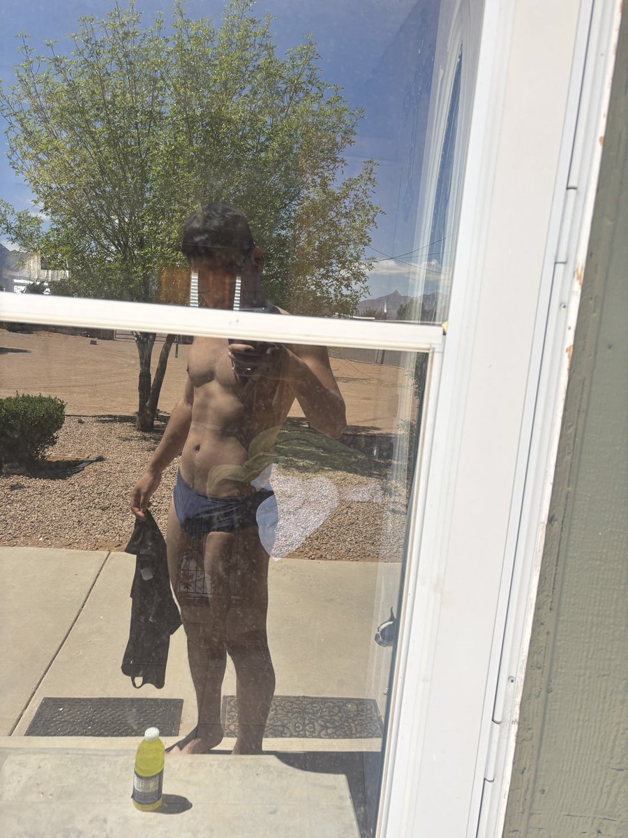 jo8brian's tweet photo. Summer right in the corner 😩 https://t.co/gZQzK9GSTi