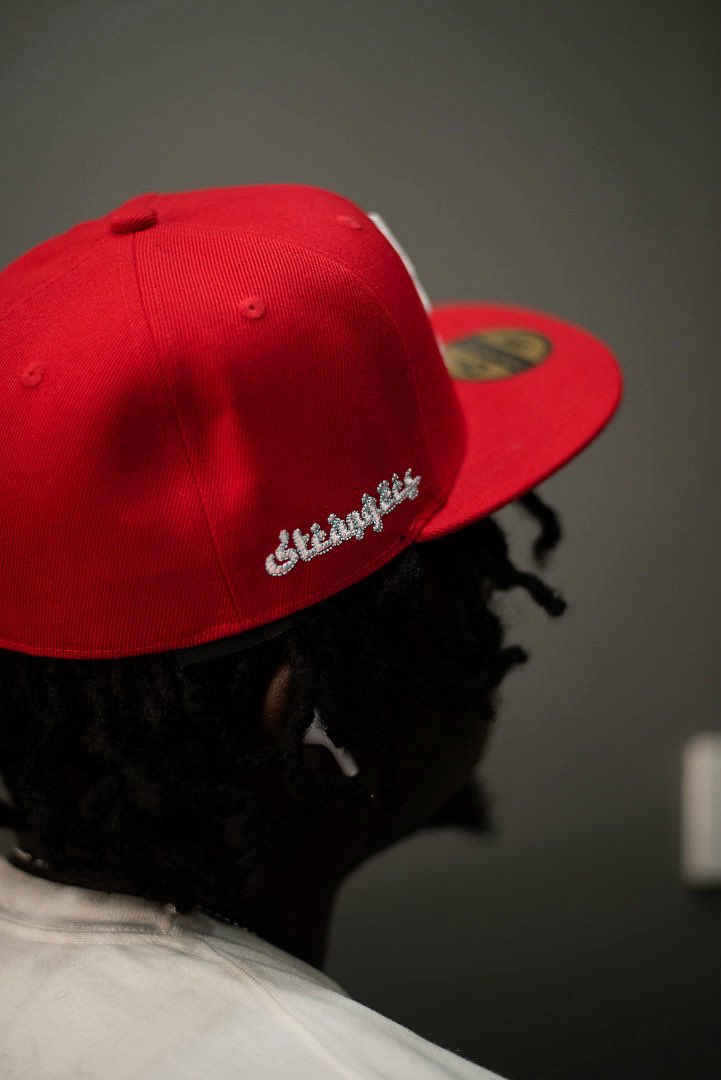 strangerstdku's tweet image. STRANGERS S LOGO FITTED CAP

COLOR : RED