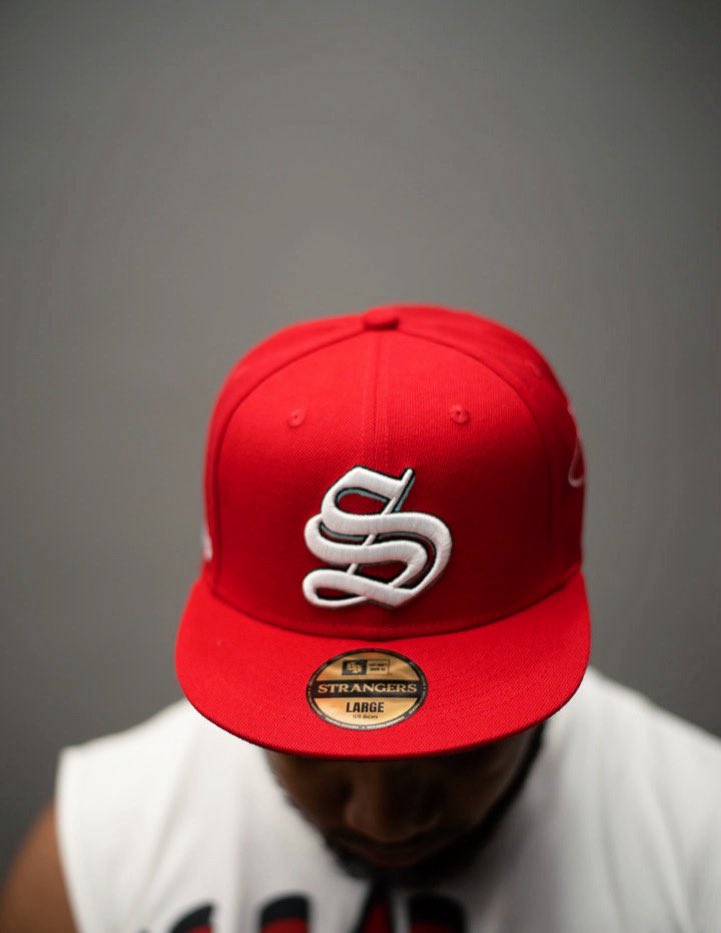 strangerstdku's tweet image. STRANGERS S LOGO FITTED CAP

COLOR : RED
