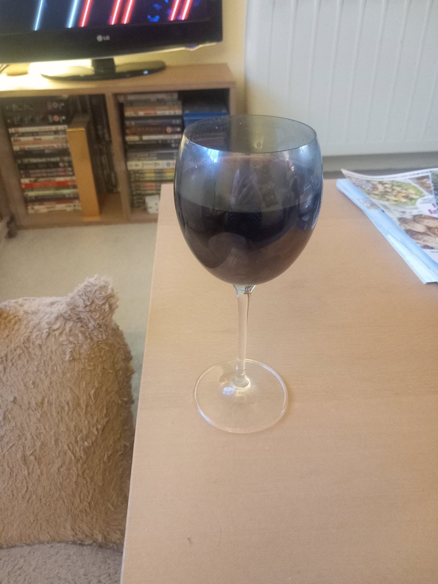 Sara-Lea🏴󠁧󠁢󠁥󠁮󠁧󠁿🇬🇧🇺🇦🇮🇱🎗 tweet media