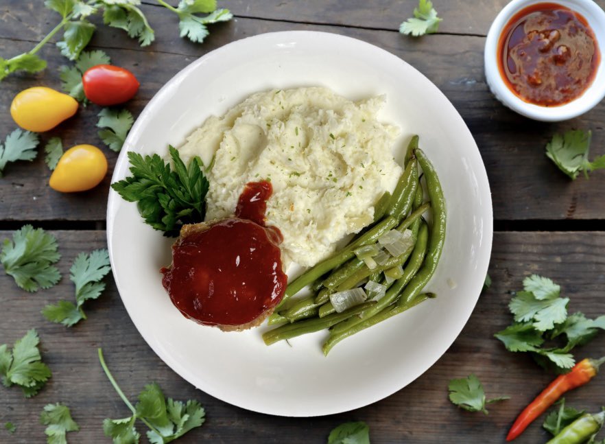 RhiaHalal's tweet image. Added to menu 
#shef #menu #halal #food #delivery