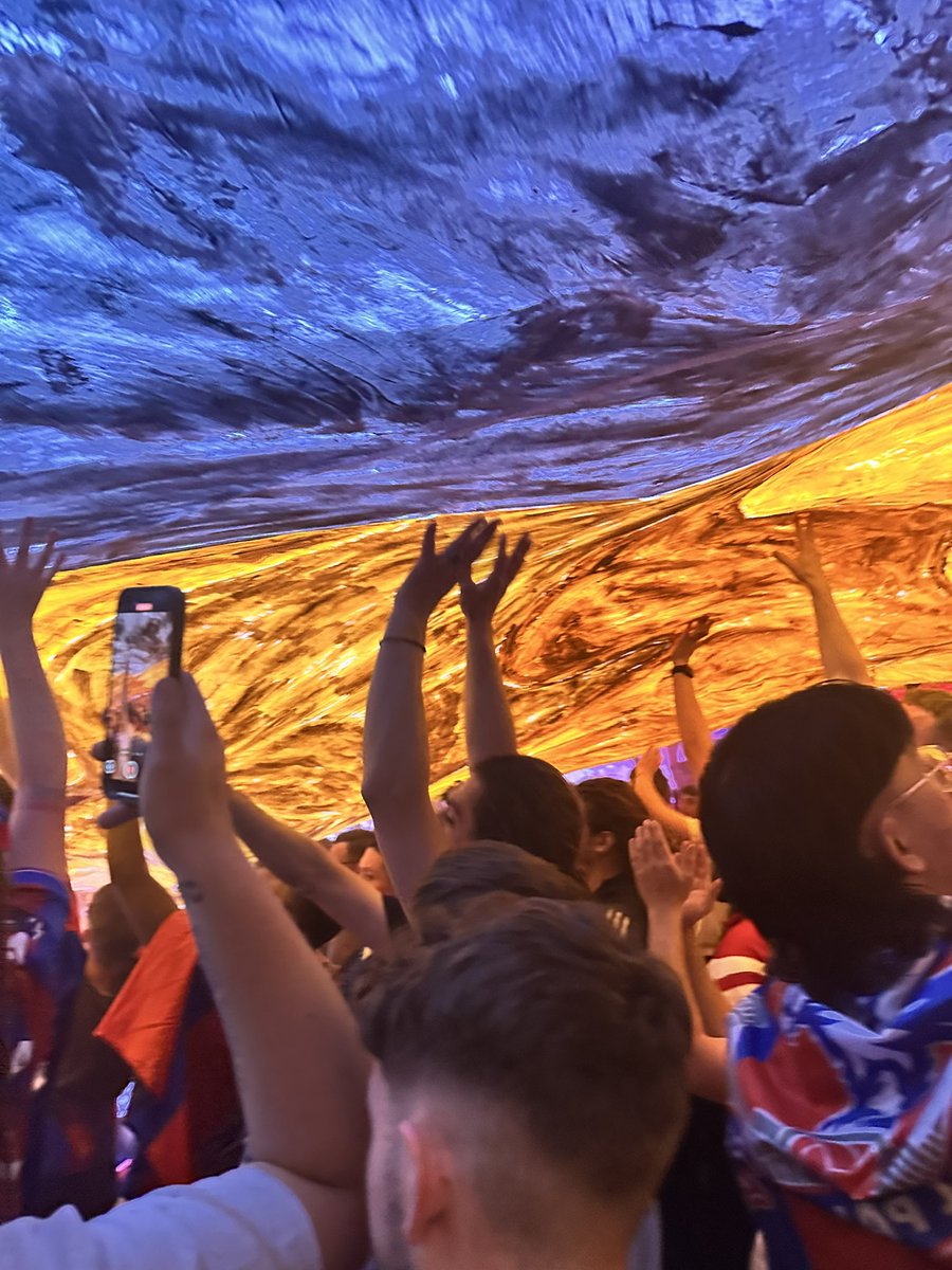 yuheii's tweet photo. FAカップ🏆 @wembleystadium 
@CPFC @ultrascpfc @CPFC_Japan https://t.co/iaC7iudV88