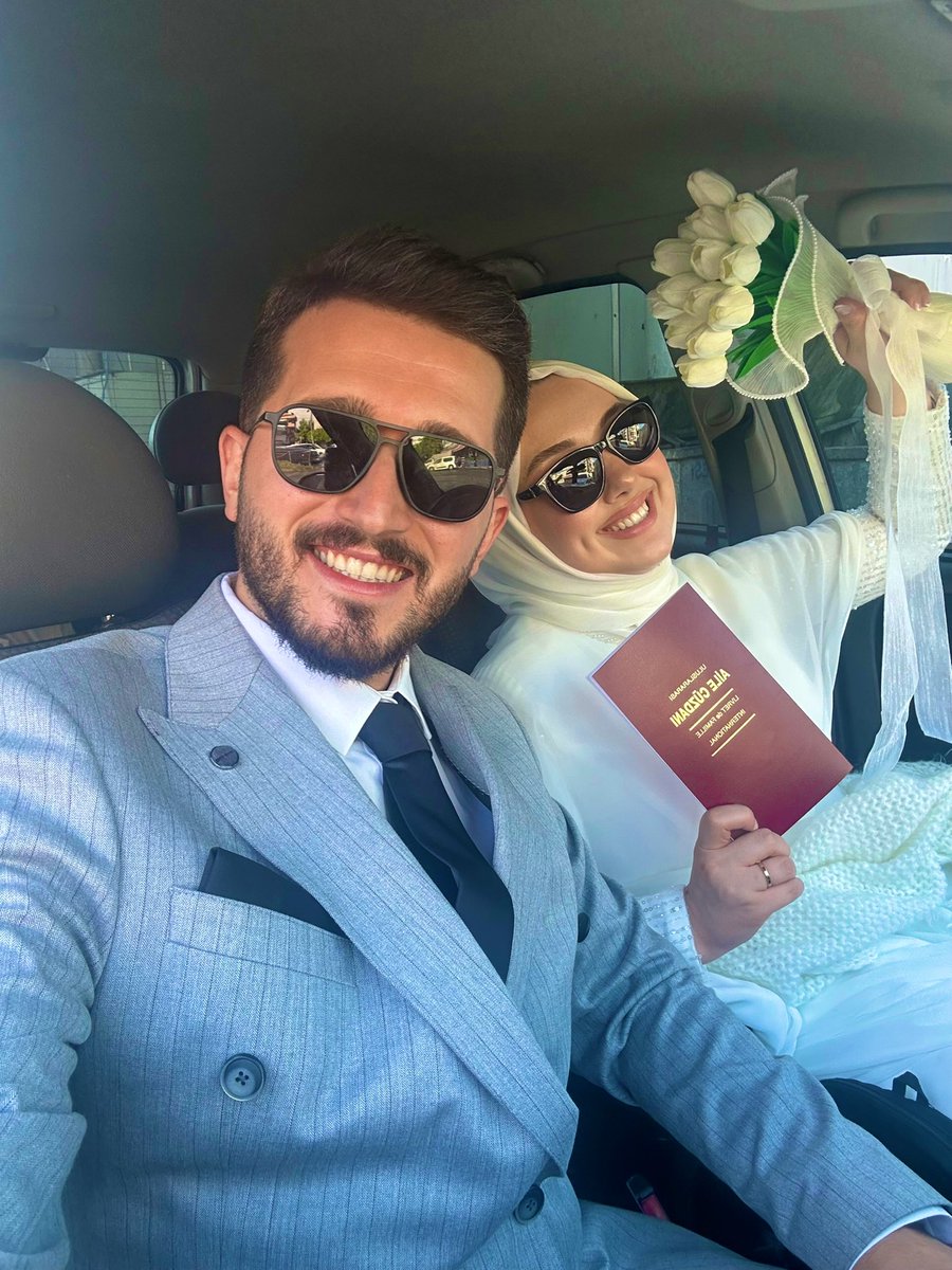 sseyhinbardakci's tweet photo. mission completed🤍👰🏻‍♀️🤵🏻‍♂️
17.05.2025 ∞
@eminbardakci 🫶 https://t.co/OznPDhmDhY
