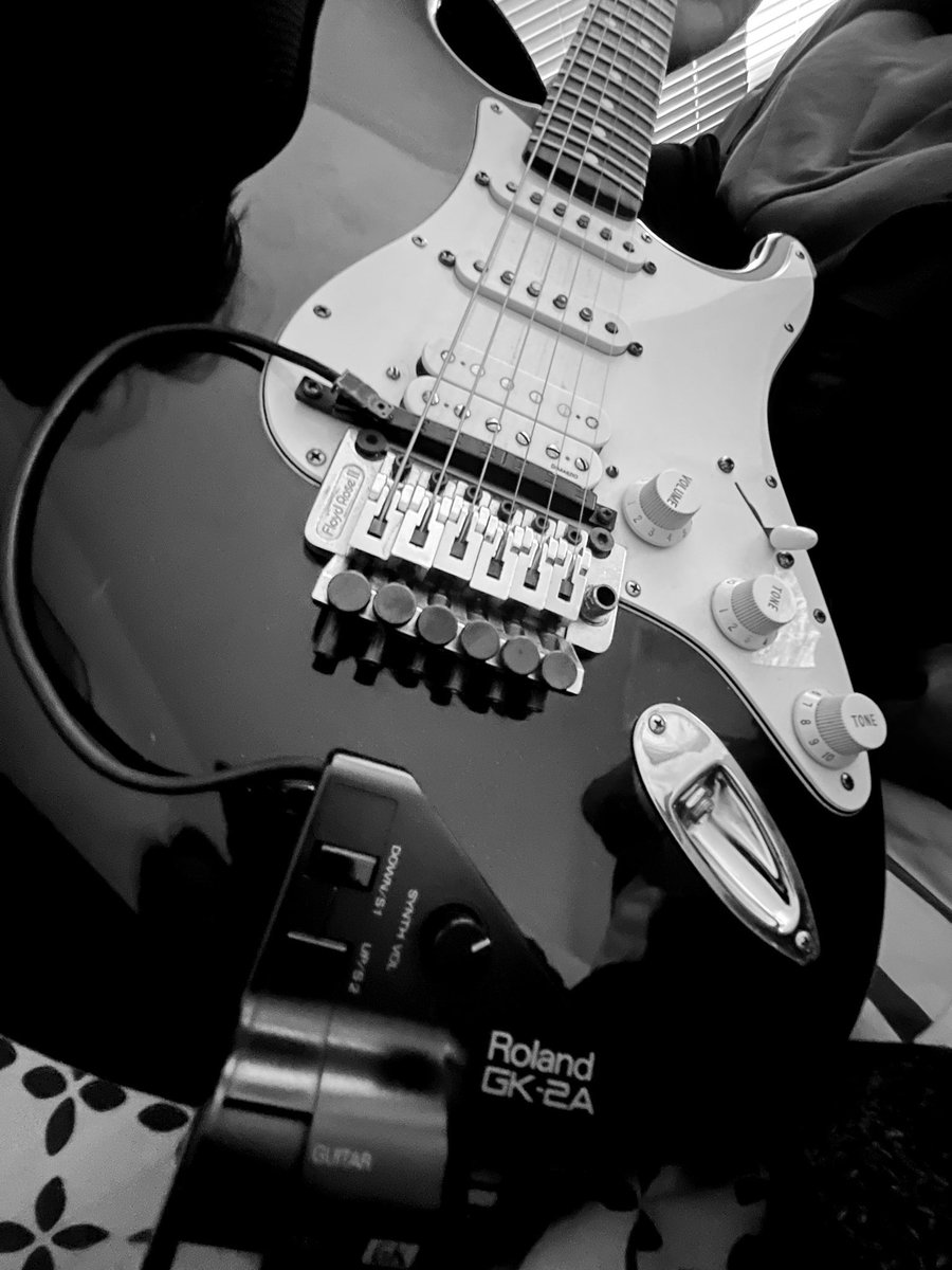 SoundCraftLab's tweet image. Saturday guitars at the #SoundCraftLab #SCL