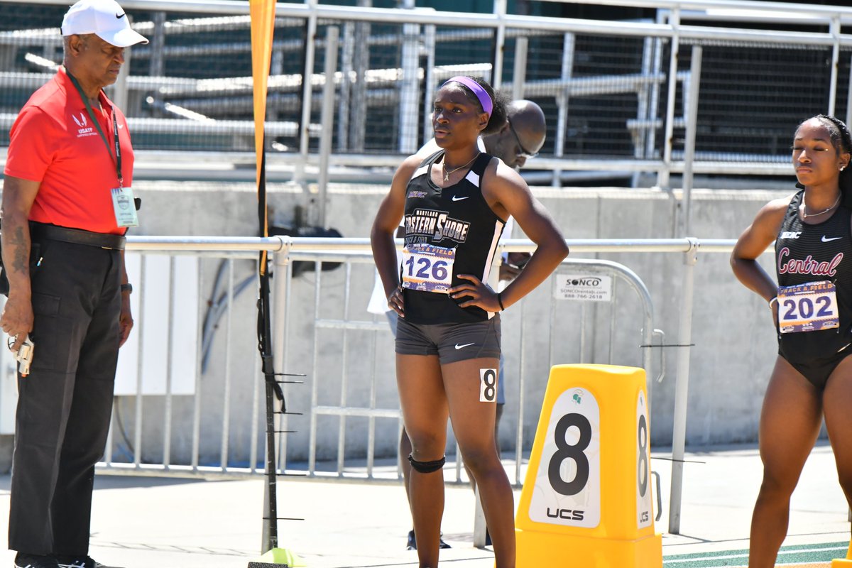 UMESHawkTFXC's tweet image. A pair of medals for the Hawks to start the day!
Yourie Lawrence-Clark took silver in the 110 meter hurdles while the men's 4 x 100 relay team came in second to highlight the early stages of the final day of competition at the @meacsports Championships!
blueridgetiming.live/meets/51643/te…