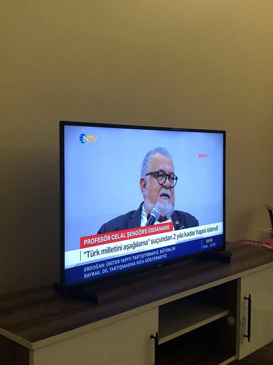 Nna162's tweet photo. @AltayCemMeric Abi neler olmuş 😂 https://t.co/l0GXUBPju4