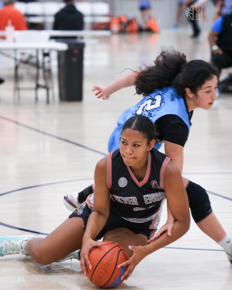 Hype Her Hoops tweet media