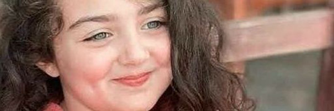 إن كان في بعض التودُّد ذلة
 فالهجر أوجب والقطيعة أكرم

والبعد عن أهل المتاعب راحة
 وخسارة الأجلاف فيها المغنم

#ثم_ان

غربة الروح روحٍ عافت اللي تبيه 
تشعر بـ حزنها بين الأهل و البلاد 

دام الأيام سر و دام الأحلام تيه
القناعه عتاَد اللي يبي له عتَاد
#مساء_الخير