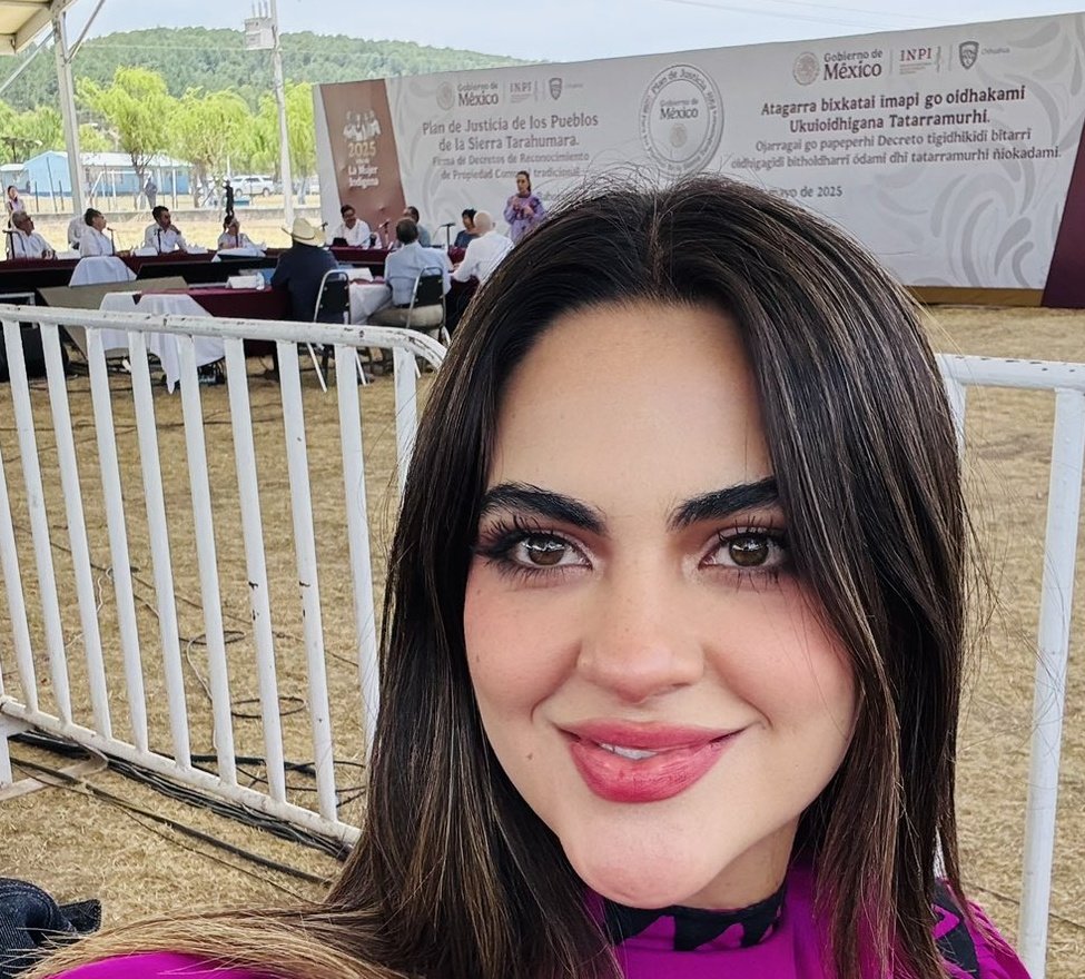 Claudia Sheinbaum desprecia a Andrea Chávez.

Prueba de ello es que no la sentó en el presídium y la mandó detrás de las vallas.

No será la candidata de Morena al gobierno de Chihuahua.

Punto.