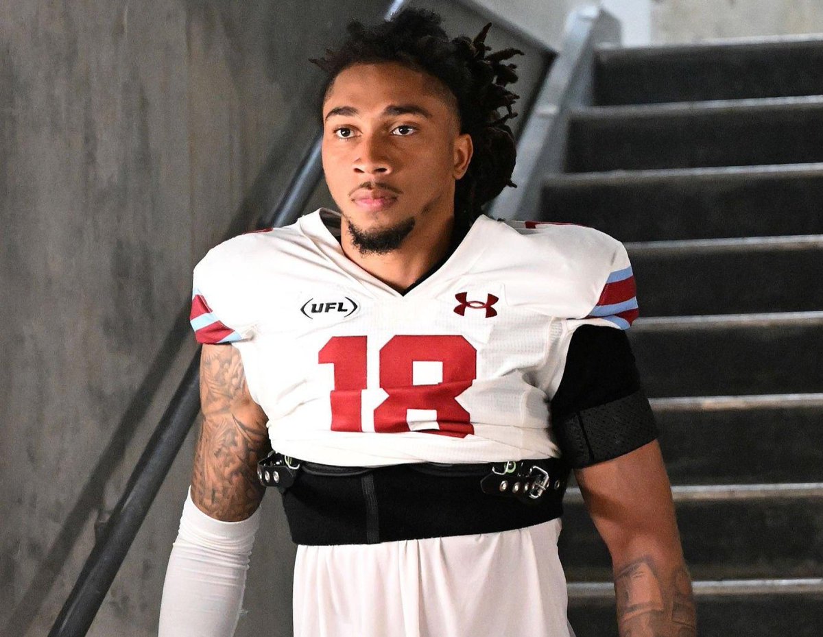 Michigan Panthers Dude (@mipanthersdude) on Twitter photo Panthers CB Keni-H Lovely (<a href="/NoFlyZone_nih/">Kenih lovely</a>) had himself a game:
2 total tackles (2 solo)
1 INT (1 TD)
2 PDs
Had his first UFL pick-six. Panthers CB Keni-H Lovely (<a href="/NoFlyZone_nih/">Kenih lovely</a>) had himself a game:
2 total tackles (2 solo)
1 INT (1 TD)
2 PDs
Had his first UFL pick-six.